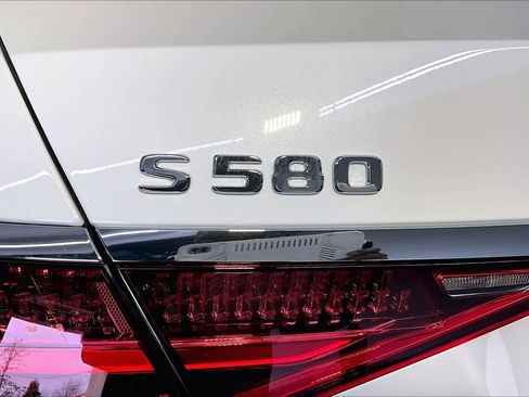 New 2026 Mercedes-Benz S 580 4MATIC Sedan image 6