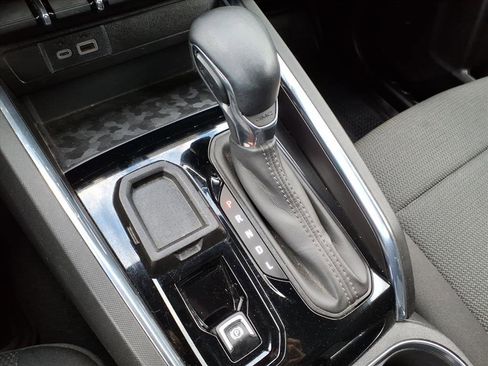 Used 2024 GMC Canyon Elevation w/ Convenience Package image 23