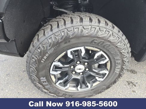 New 2026 Chevrolet Silverado 1500 ZR2 image 37