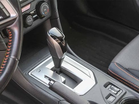 Used 2019 Subaru Crosstrek 2.0i Premium image 27