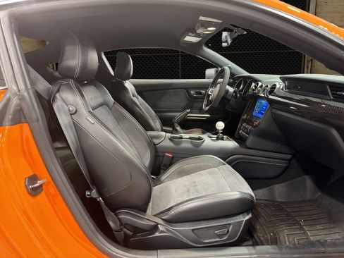 Used 2020 Ford Mustang Shelby GT350 w/ Technology Package image 16