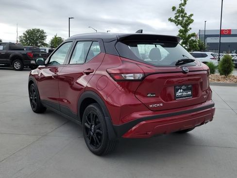 Used 2024 Nissan Kicks SV FWD image 3