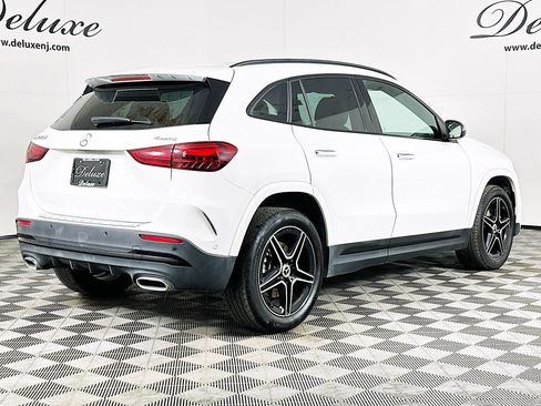 Used 2024 Mercedes-Benz GLA 250 4MATIC image 6