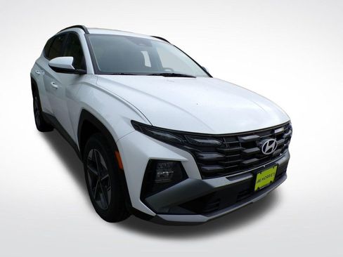 Certified 2025 Hyundai Tucson SEL AWD/4WD image 8