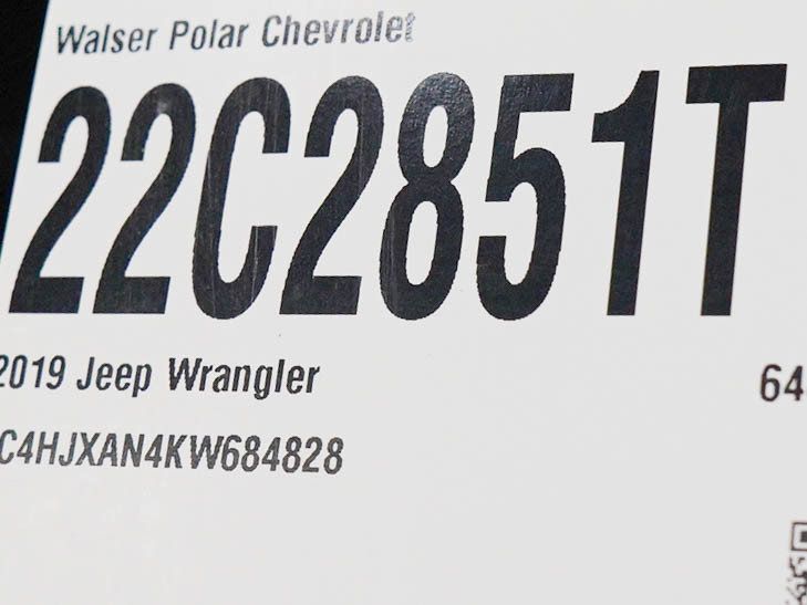 Used 2019 Jeep Wrangler Sport AWD/4WD image 24