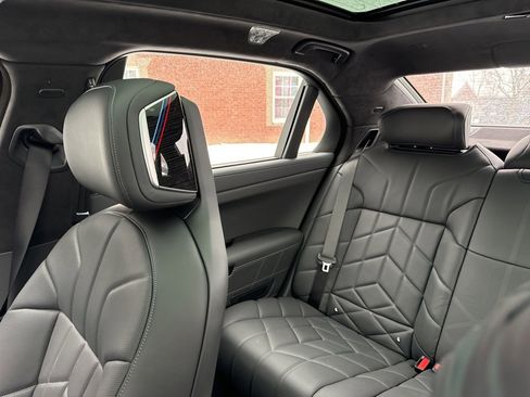 Used 2026 BMW i7 xDrive60 w/ Executive Package image 13