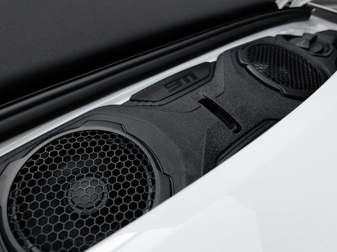 Certified 2026 Porsche 911 Targa 4 GTS AWD/4WD image 31