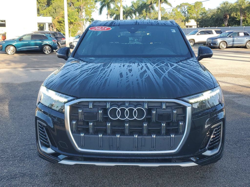 Certified 2025 Audi Q7 3.0T Premium Plus w/ Premium Plus Package AWD/4WD image 10