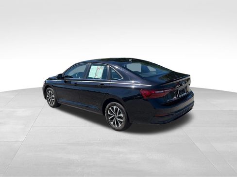 Used 2024 Volkswagen Jetta S FWD image 3