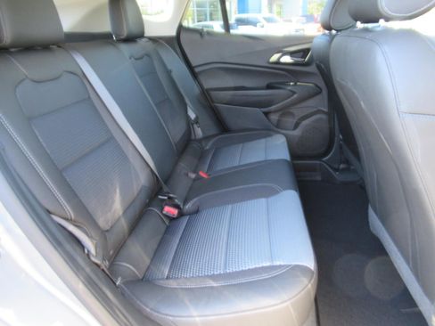 New 2026 Chevrolet Trax LT w/ Driver Confidence Package image 28
