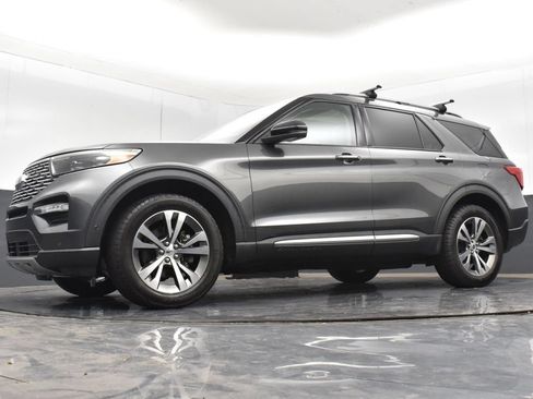 Used 2020 Ford Explorer Platinum w/ Premium Technology Package AWD/4WD image 27