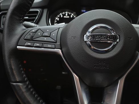 Used 2019 Nissan Rogue Sport SV w/ All-Weather Package AWD/4WD image 19