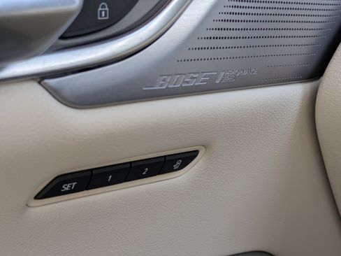 Certified 2024 Cadillac XT5 Premium Luxury FWD image 22