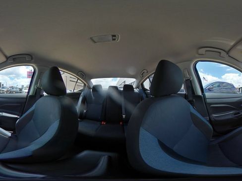 Used 2025 Nissan Versa SV w/ Trunk Package FWD image 40