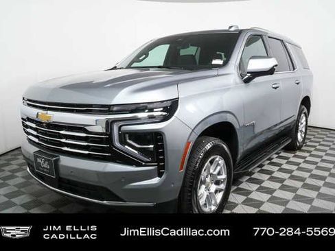 Used 2025 Chevrolet Tahoe LT AWD/4WD image 32