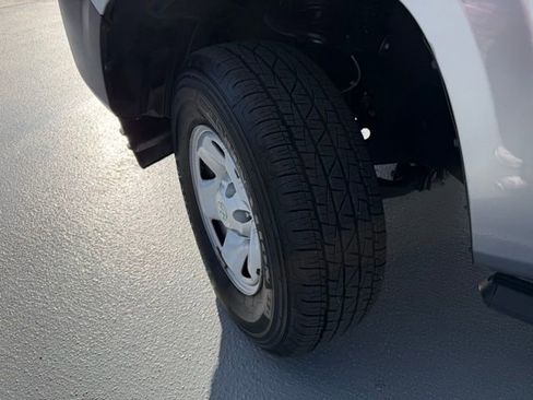 Used 2022 Toyota Tacoma SR image 15