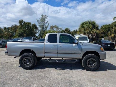 Used 2003 Toyota Tundra SR5 image 4