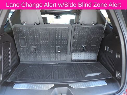 Used 2023 Chevrolet Tahoe Z71 w/ Luxury Package image 17