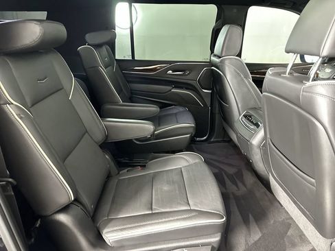 Used 2023 Cadillac Escalade ESV Premium Luxury w/ LPO, Floor Liner Package AWD/4WD image 30