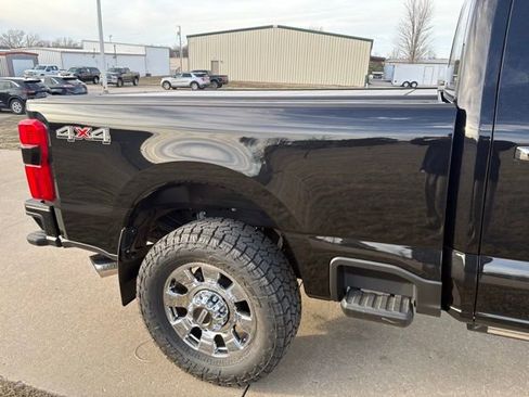 Used 2024 Ford F350 Platinum image 4
