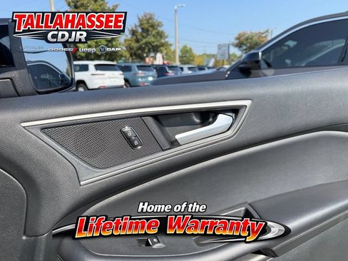 Used 2023 Ford Edge SEL AWD/4WD image 24