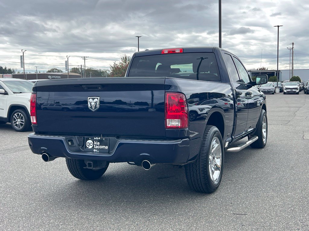 Used 2016 RAM 1500 Express RWD image 9