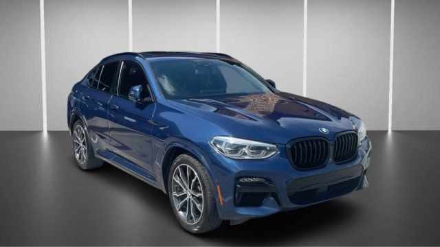 Used 2021 BMW X4 M40i w/ Executive Package AWD/4WD image 3