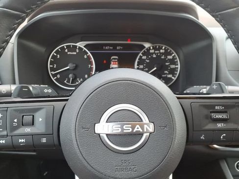 Certified 2023 Nissan Rogue SV w/ SV Premium B Package AWD/4WD image 21