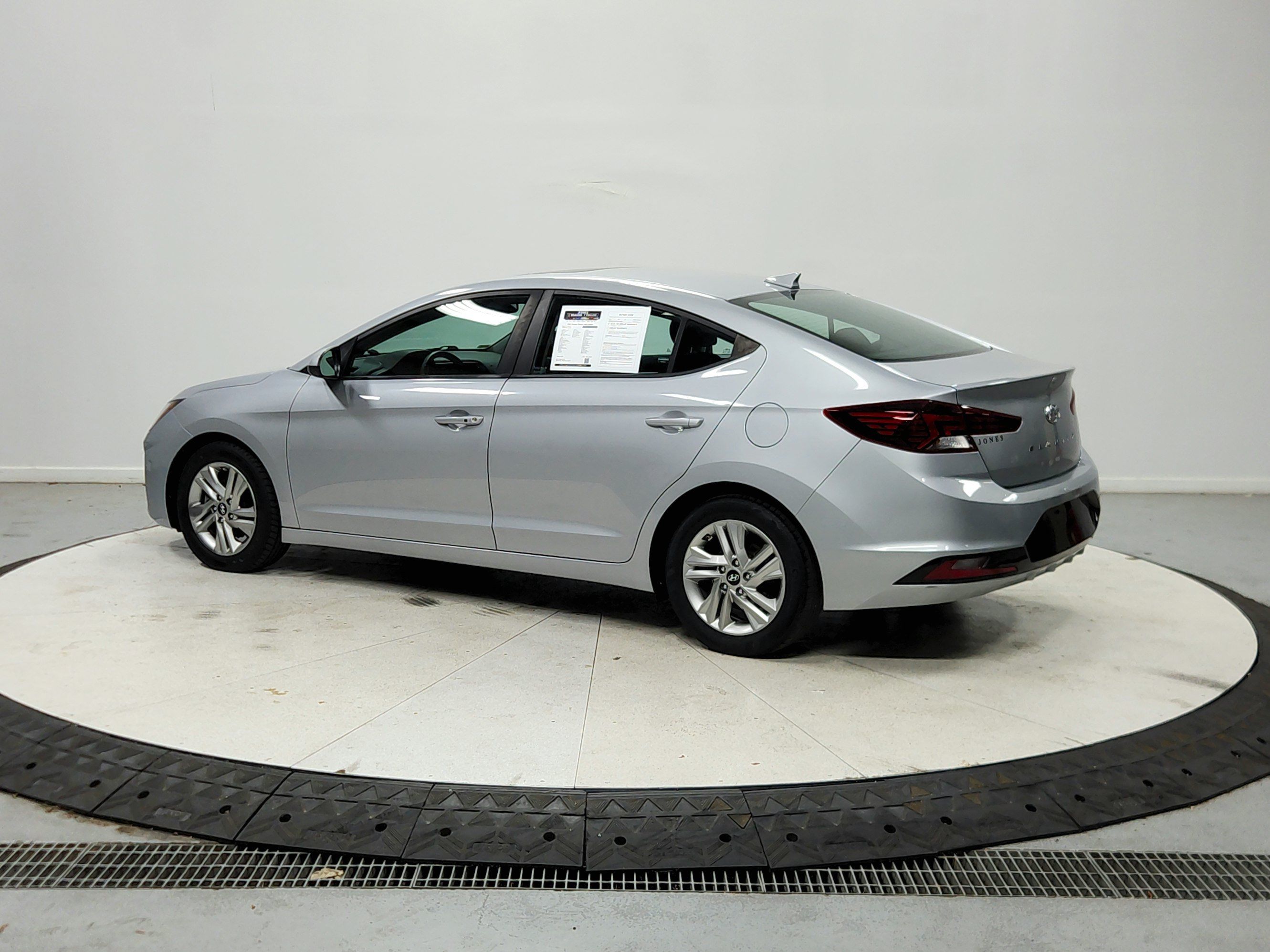 Used 2020 Hyundai Elantra Value Edition w/ Cargo Package (C1) FWD image 6