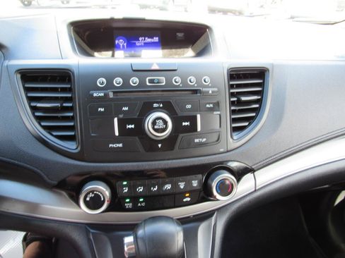 Used 2015 Honda CR-V LX image 18