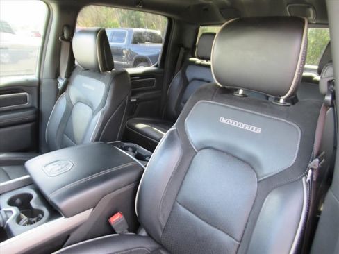 Used 2021 RAM 1500 Laramie image 17