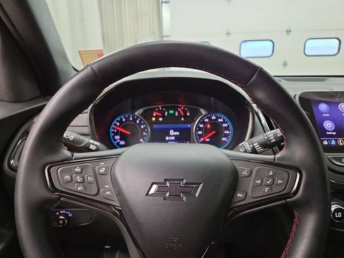 Used 2023 Chevrolet Equinox RS w/ RS Leather Package AWD/4WD image 22