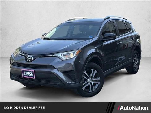Used 2016 Toyota RAV4 LE FWD image 1