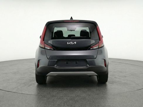 Used 2025 Kia Soul LX w/ LX Technology Package FWD image 7