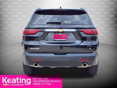 Used 2022 Chevrolet Traverse LT FWD image 7