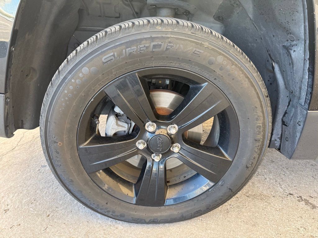 Used 2015 Jeep Patriot Sport FWD image 3