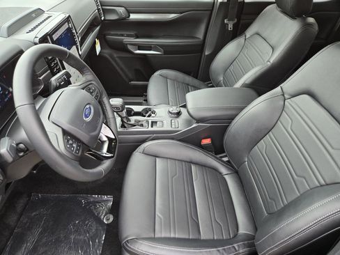 New 2025 Ford Ranger Lariat w/ FX4 Off-Road Package image 7