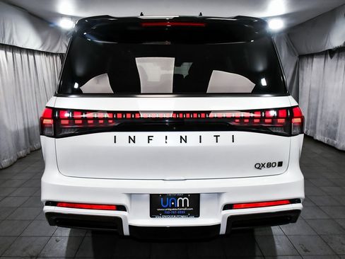 Used 2025 INFINITI QX80 Autograph image 5