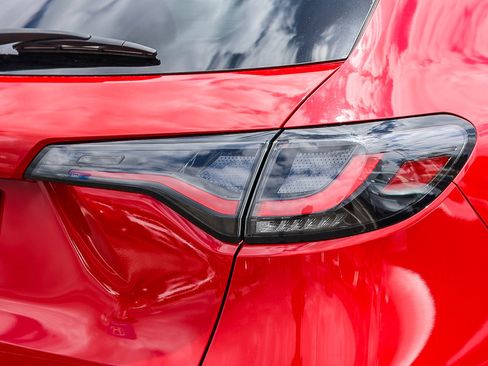 Certified 2025 Honda HR-V EX-L image 26