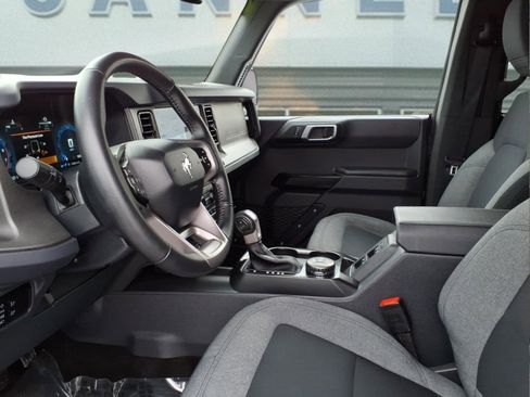 Used 2025 Ford Bronco Big Bend image 16