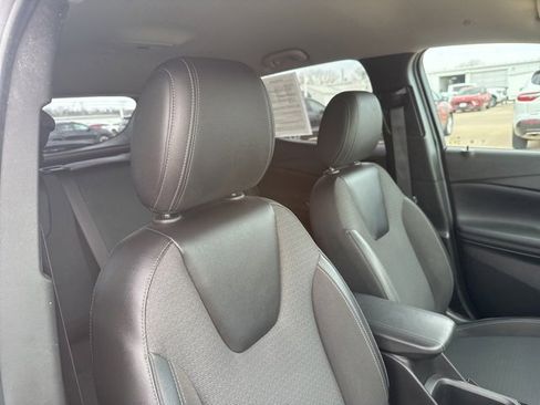 Used 2021 Buick Encore GX Preferred w/ Cold Weather Comfort Package image 49