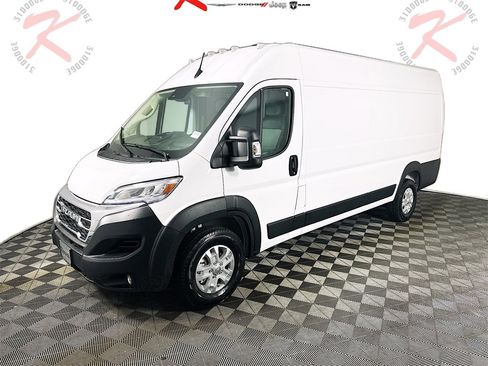New 2026 RAM ProMaster 3500 w/ Quick Order Package 22G SLT image 3