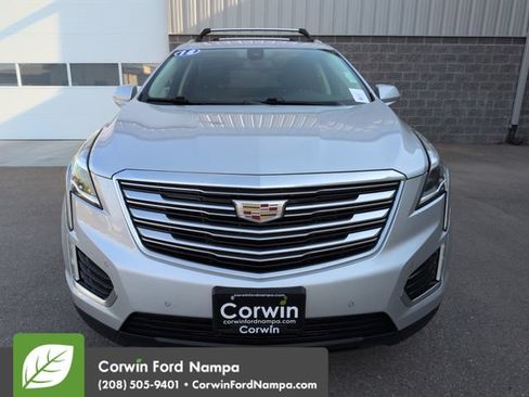 Used 2018 Cadillac XT5 Premium Luxury FWD image 8