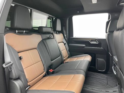 Used 2026 Chevrolet Silverado 3500 High Country w/ High Country Premium Package AWD/4WD image 43