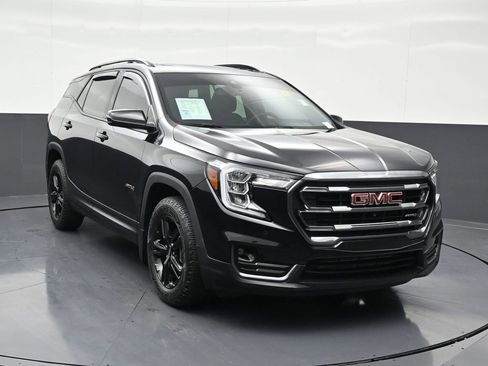 Used 2024 GMC Terrain AT4 w/ Tech Package image 8