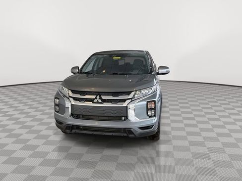 Used 2025 Mitsubishi Outlander Sport SE image 4