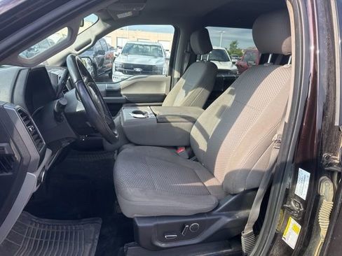 Used 2018 Ford F150 XLT w/ Equipment Group 302A Luxury AWD/4WD image 11
