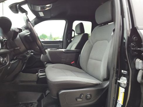 Used 2022 RAM 1500 Big Horn AWD/4WD image 10