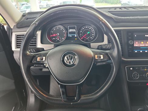 Used 2018 Volkswagen Atlas SE FWD image 11