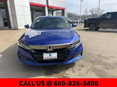 Used 2018 Honda Accord Sport image 3